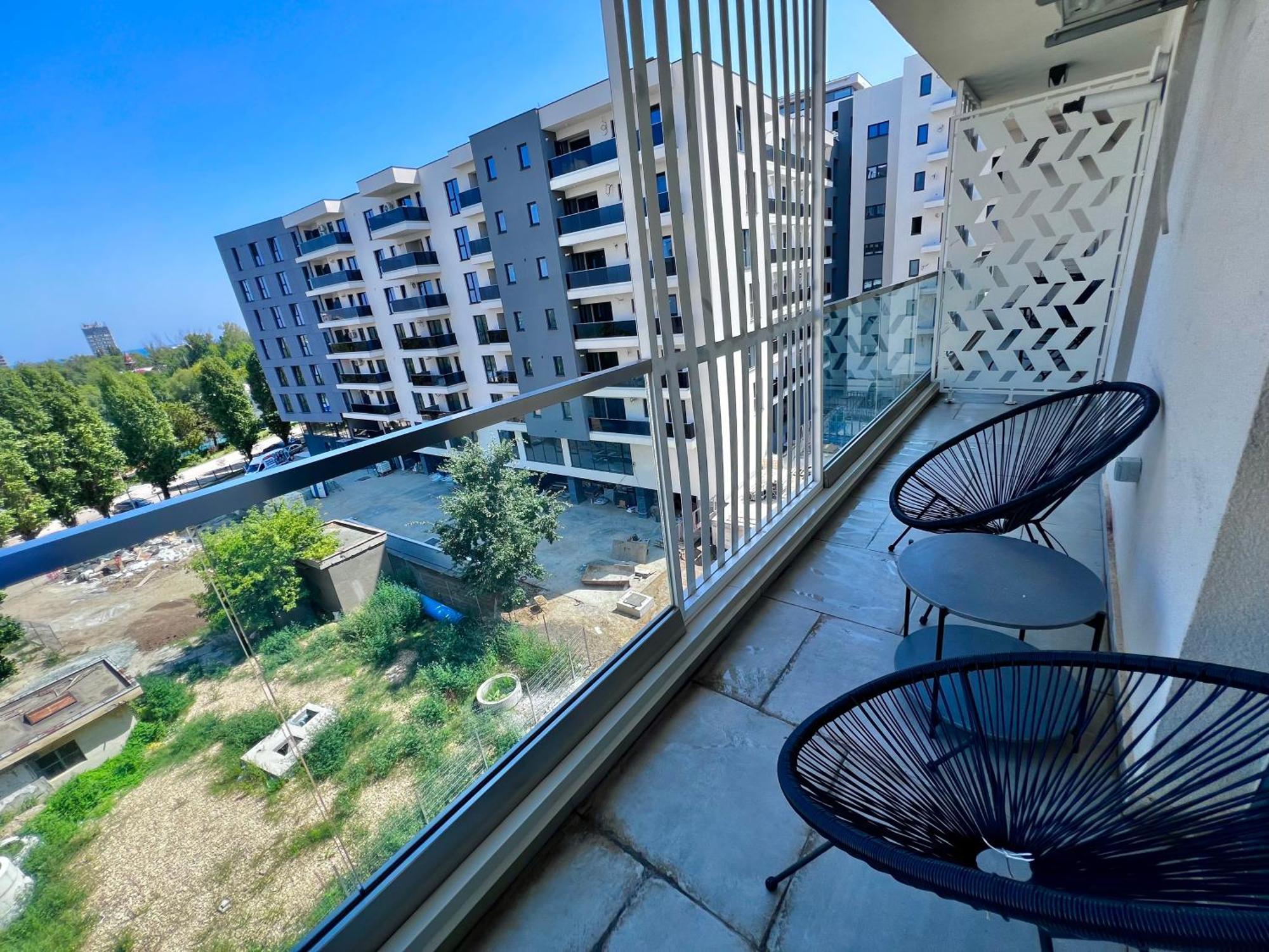 Grand Mamaia Lake Apartments Constanţa Exteriör bild